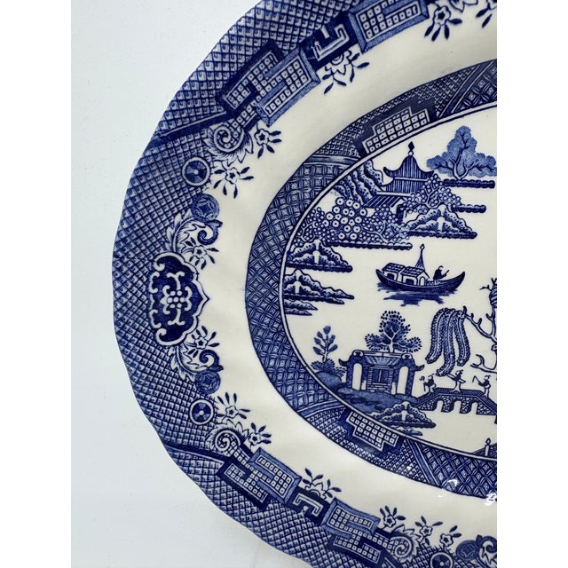Asian Late 20th Century Royal Wessex Blue Willow Ceramic Oval Platter For Sale - Image 3 of 6