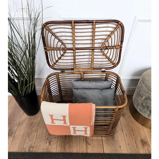 1960s Italian Bohemian Riviera Bamboo and Rattan Basket, 1960s For Sale - Image 5 of 11