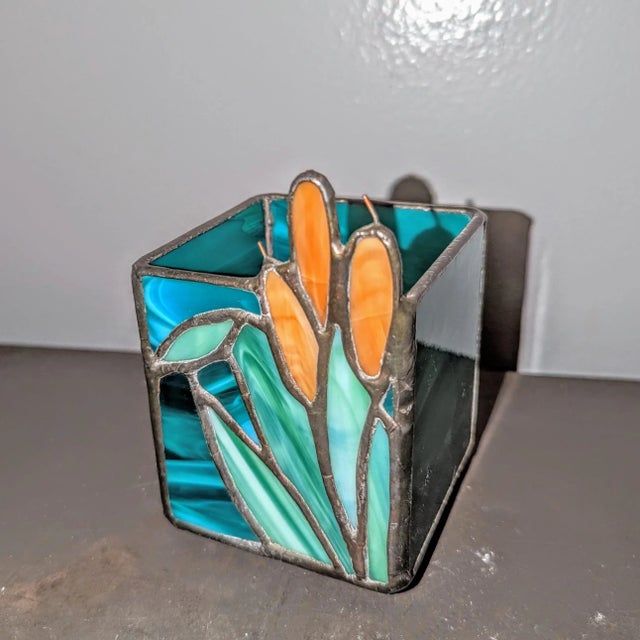CORRECTION TO SHIPPING TIME, THIS IS SELLER SHIPPING, ARRIVAL TIME IS 4-10 DAYS FROM PURCHASE DATE. Studio art, signed K...