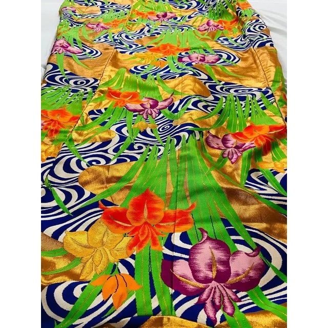 Embroidered Red and Green Japanese Silk Ceremonial Kimono, 1940's For Sale - Image 10 of 11