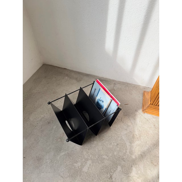 Black Vintage Magazine Rack in Metal, 1980 For Sale - Image 8 of 18
