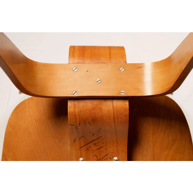1940s Vintage Evans Eames Dcw Birchwood Chair First Year Badge For Sale - Image 9 of 13