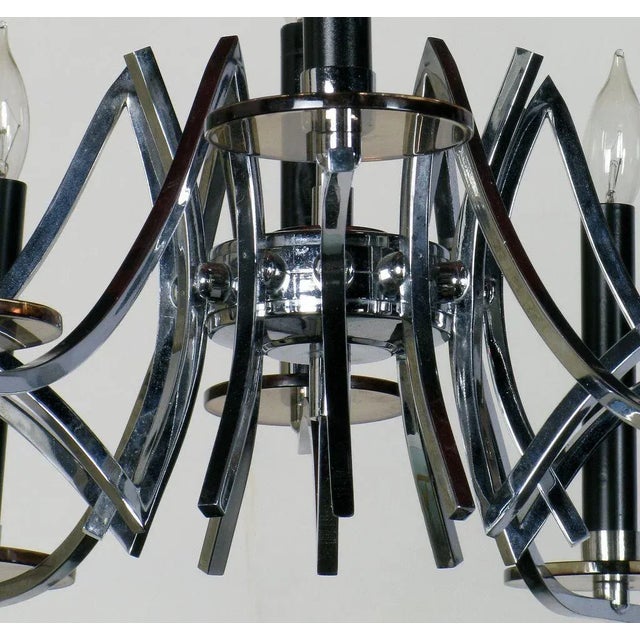 Chrome & Smoked Lucite Twelve-Arm Chandelier For Sale In Chicago - Image 6 of 6