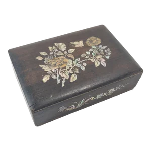 Early 20th Century Mother of Pearl Abalone Inlaid Chinese or Vietnamese Box