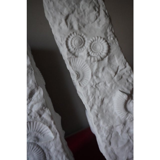 White Vintage German Vases with Fossil Design in Biscuit Porcelain from AK Kaiser, 1960s, Set of 5 For Sale - Image 8 of 18