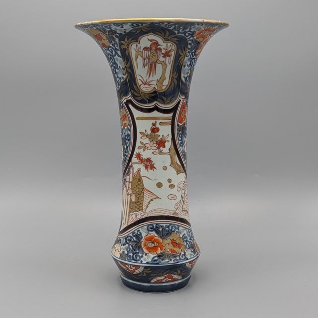 Ceramic Pair of Japanese Edo Period Ko-Imari Trumpet Vases For Sale - Image 7 of 11