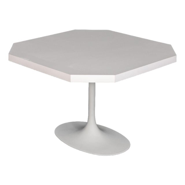 Eero Saarinen Style Modern White Tulip Center Table For Sale