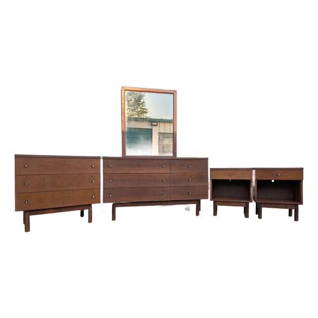 1960s Stanley Distinctive Furniture Mid Century Modern Bedroom Set With Mirror For Sale