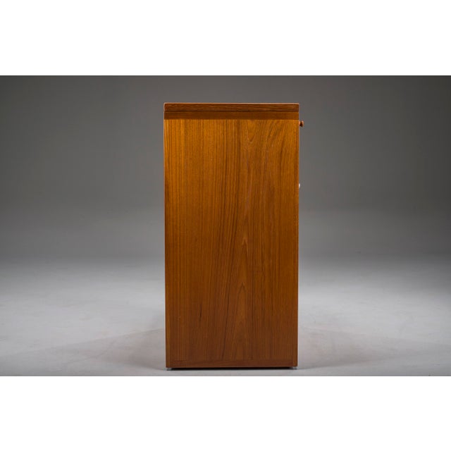 Vintage Teak Bar Cabinet by Reno Wahl Iversen for Dyrlund, Denmark, 1960s For Sale - Image 11 of 18