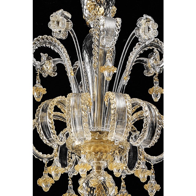 2020s Huge Imperial Venetian "Rigadin" Murano Glass Chandelier With Gold Trimming For Sale - Image 5 of 9