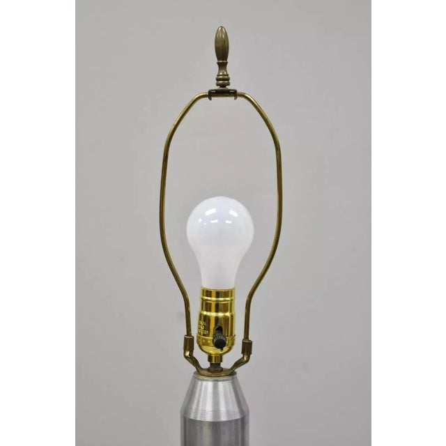 Early 20th Century Early 20th Century Art Deco Walter Von Nessen Pattyn Style Aluminum & Acrylic Skyscraper Table Lamp For Sale - Image 5 of 10