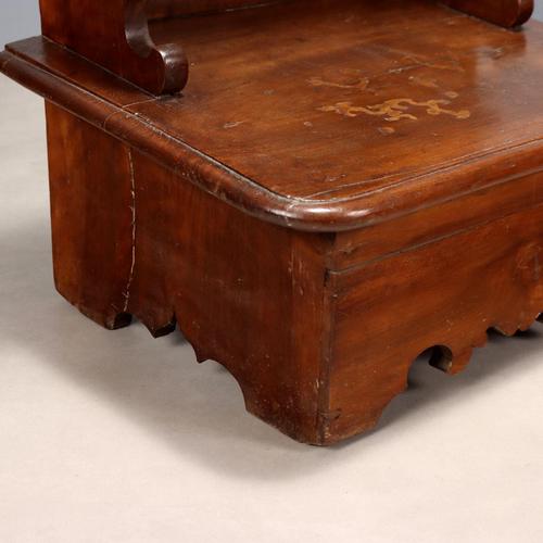 Baroque Kneeler in Maple and Walnut For Sale - Image 6 of 9