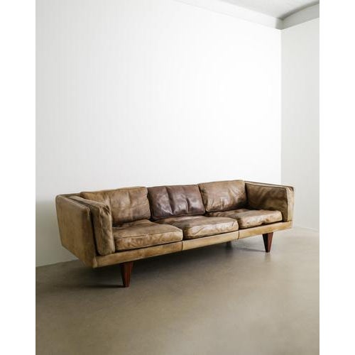 Danish Mid Century Brown Leather V11 Three Seater Sofa by Illum Wikkelsø, 1960s For Sale - Image 4 of 7