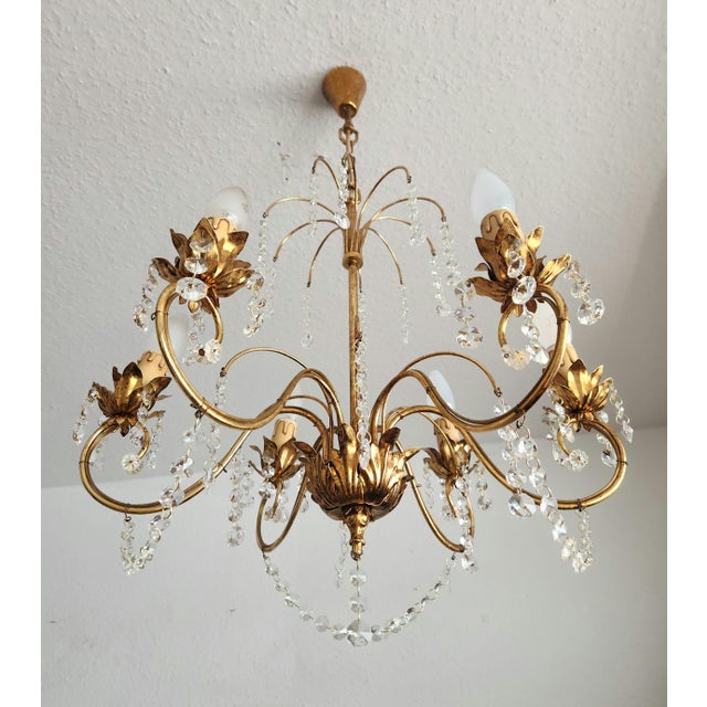 Hollywood Regency Vintage Hollywood-Regency Gold-Plated Cascade 6-Light Waterfall Chandelier with Crystal Pendants, 1960s For Sale - Image 3 of 18