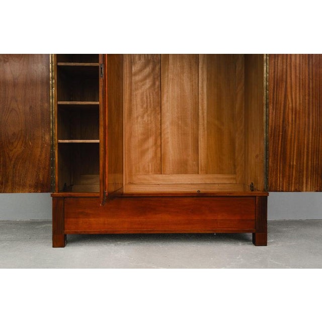Art Nouveau Wardrobe in Walnut For Sale - Image 11 of 18