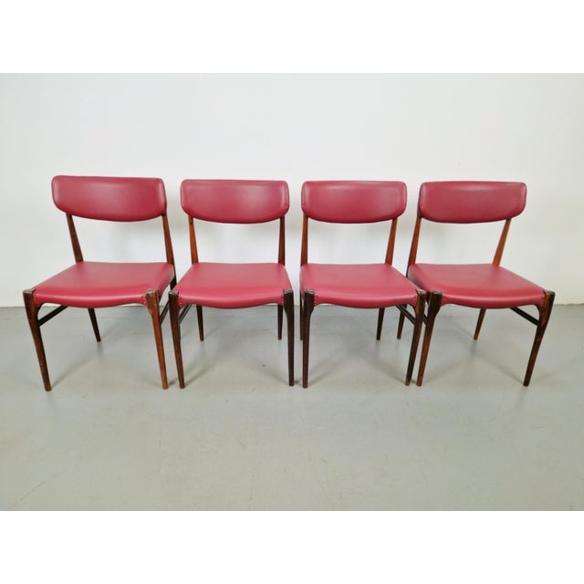 Set of 4 Vintage Dining Chairs by Topform, Scandinavian Design, 1960s Four dining chairs from the 1960s, made in the...