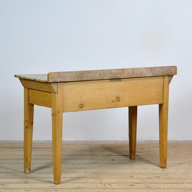 Vintage Console Table in Pine, 1930 For Sale - Image 11 of 12
