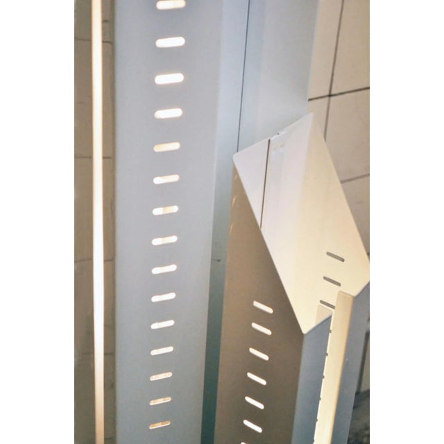 White Lacquered Metal Skyscraper Floor Lamp from Tronconi, 1970s For Sale - Image 4 of 6