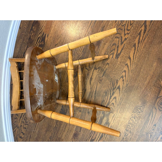 Vintage S. Bent & Bros. Solid Maple Colonial Windsor Side Chair – Gardner, Massachusetts For Sale - Image 4 of 10