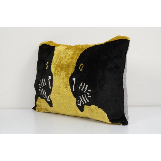 Mid-Century Modern Panther Ikat Velvet Pillow For Sale - Image 3 of 5