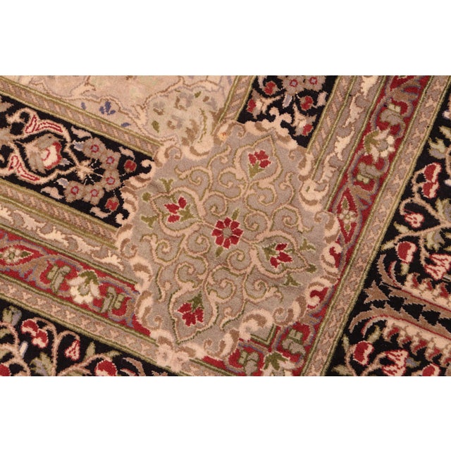 Art Nouveau 1990's Pak-Persian Beige/Black Wool Rug - 6'1'' X 8'11'' For Sale - Image 4 of 9