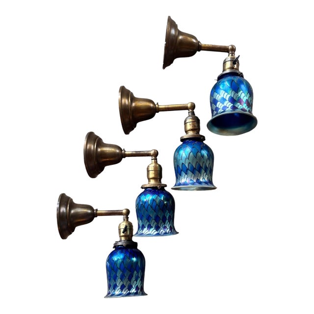 1970s Signed Orient and Flume Pulled Feather Pattern Art Glass Shades on Old Brass Sconces, Original Patina - Set of 4 For Sale