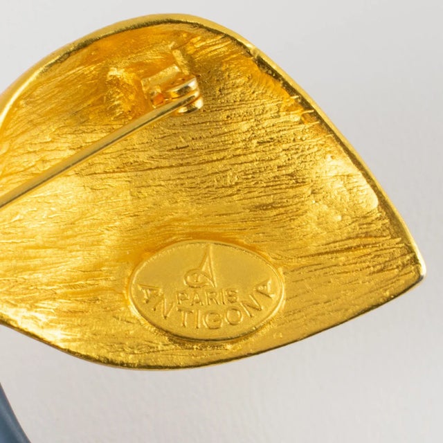 Metal Antigona Paris Gilt Metal and Blue Resin Bird Brooch For Sale - Image 7 of 7