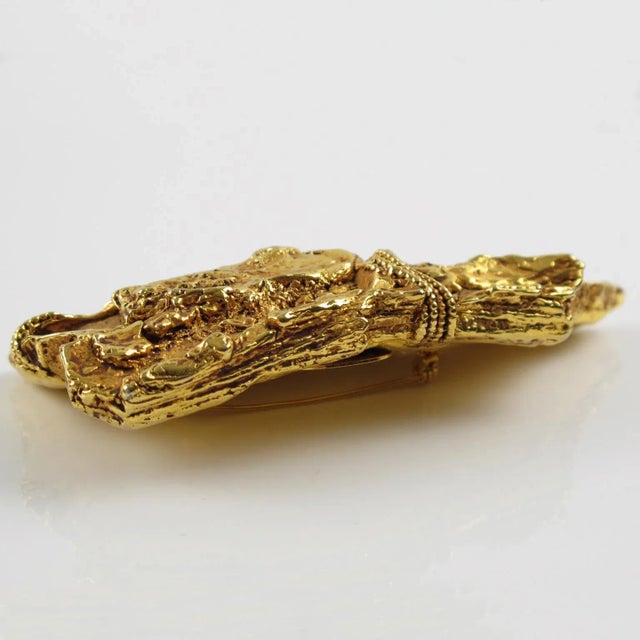 Kalinger Paris Gilt Metal Coated Resin Pin Brooch Piece of Driftwood For Sale In Atlanta - Image 6 of 7