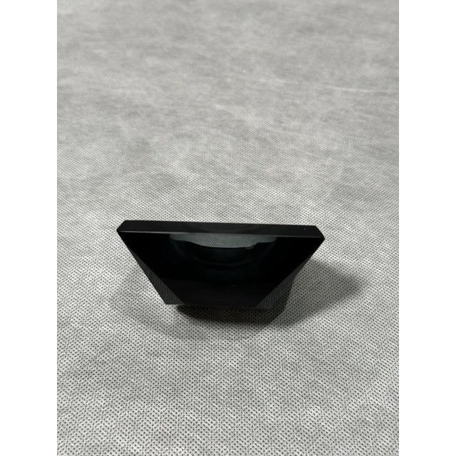 1970s Art Deco Style Black Geometric Ribbed Glass Ashtray, 1960s-1970s For Sale - Image 5 of 7