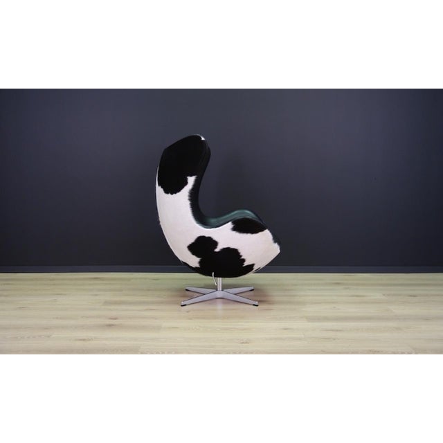Fritz Hansen Vintage Danish Egg Chair by Arne Jacobsen for Fritz Hansen, 1980s For Sale - Image 4 of 18