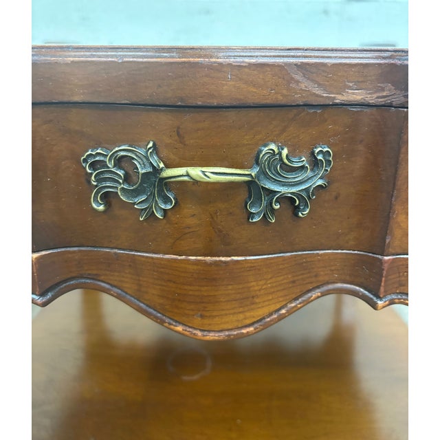 Vintage Townsend Mfg. Co. Tooled Leather Top Mahogany End Table For Sale In Kansas City - Image 6 of 18