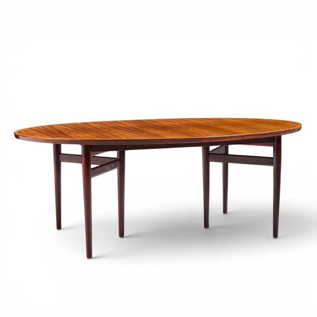Arne Vodder for Sibast Mid Century Danish Rosewood Expanding Oval Dining Table With 2 Leaves For Sale In Chicago - Image 6 of 13