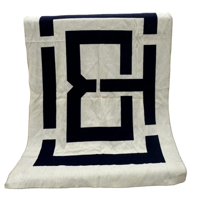 Tory Burch Large Greek Key Design Nautical Navy and White Luxury Blanket For Sale - Image 4 of 8