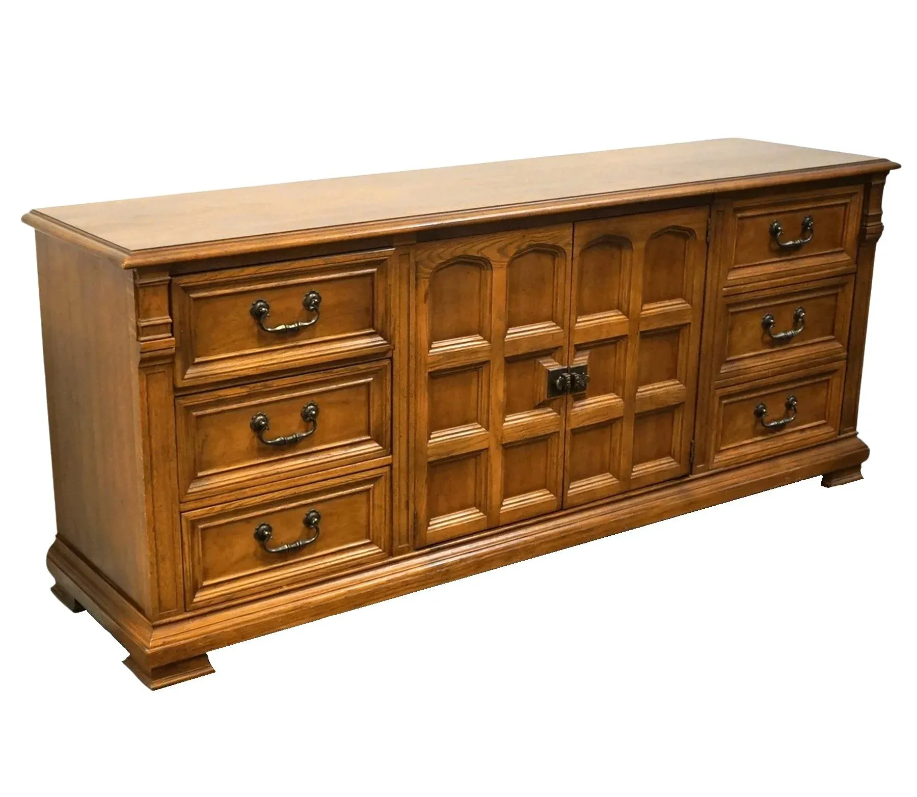 Drexel Heritage Guildhall Collection Solid Walnut Colonial Early