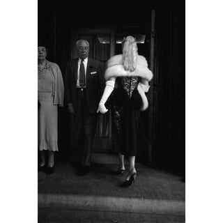 Pierre Boulat, Crossover at the Entrance of the Plaza New York Hotel, Film Photography For Sale