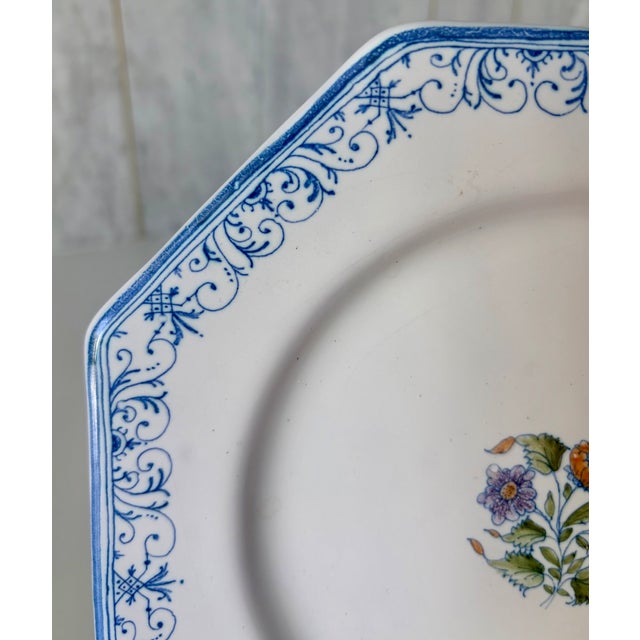 Cornflower Blue Late 20th Century Hand-Painted Moustiers Faience Octagonal Plate by Atelier Saint-Michel For Sale - Image 8 of 8