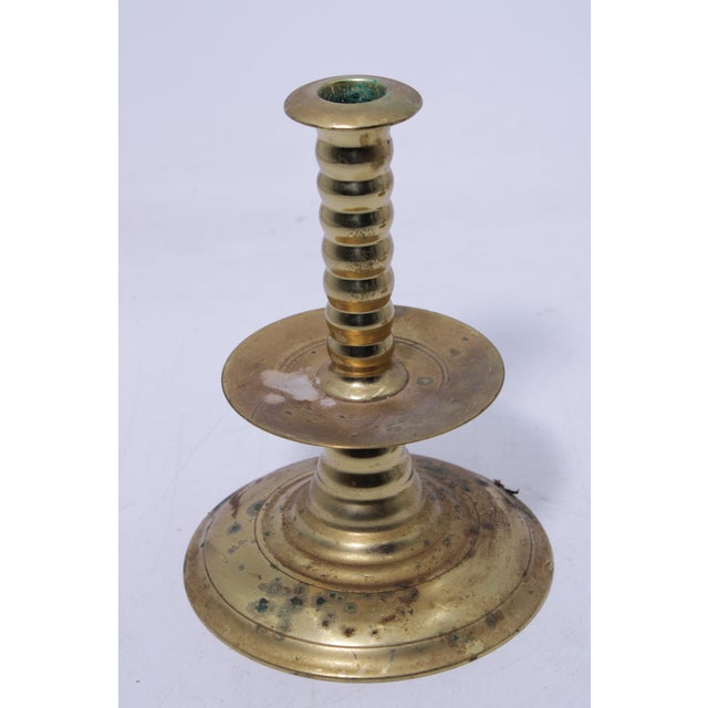 Traditional Pair of Virginia Metalcrafters Brass Colonial Williamsburg Candlesticks For Sale - Image 3 of 13