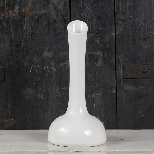 This elegant vintage vase by rometti is a refined example of italian ceramic design. Its minimalist aesthetic,...