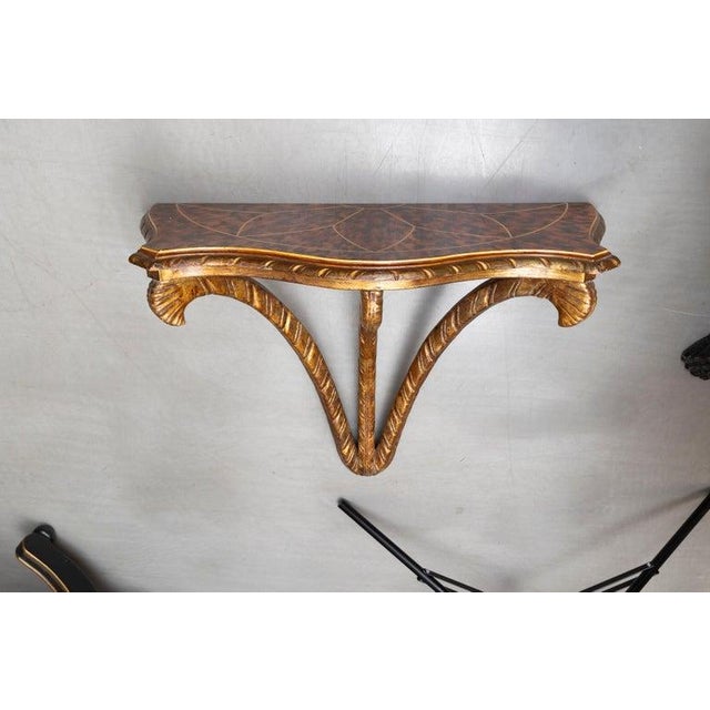 Traditional Faux Tortoiseshell and Parcel-Gilt Wall Bracket For Sale - Image 3 of 7