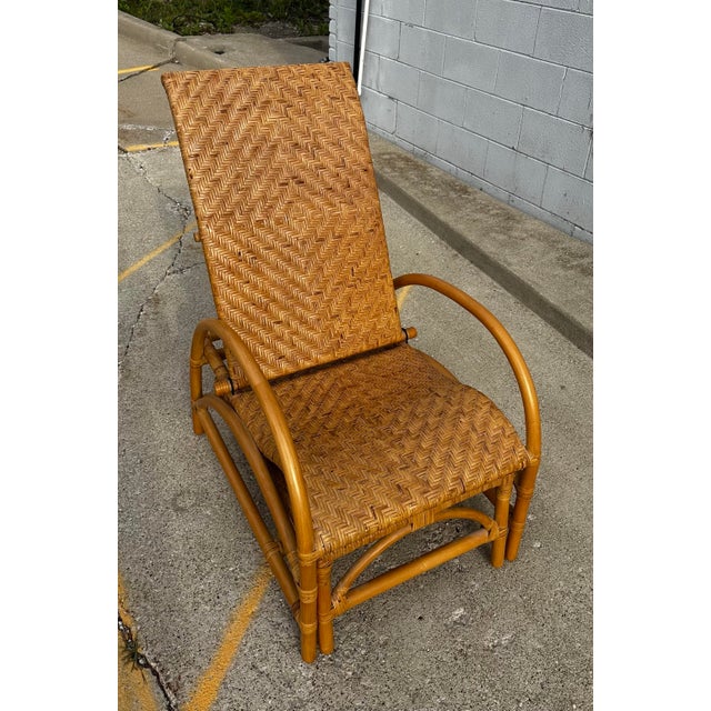 Vintage reclining bentwood bamboo lounger with pull out footrest. Super clean , no breaks to bamboo or woven herrington...