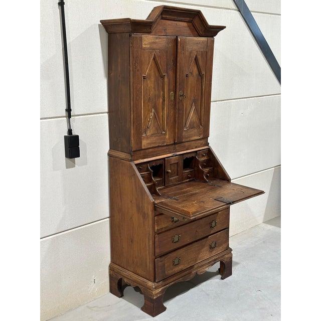 Antique Secretary Bookcase in Pine For Sale - Image 4 of 9