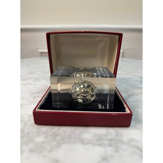 Plastic Rare 1970 Japan World Expo "Time Capsule" Lucite Paperweight by Matsushita (Panasonic) - In Original Box For Sale - Image 7 of 7
