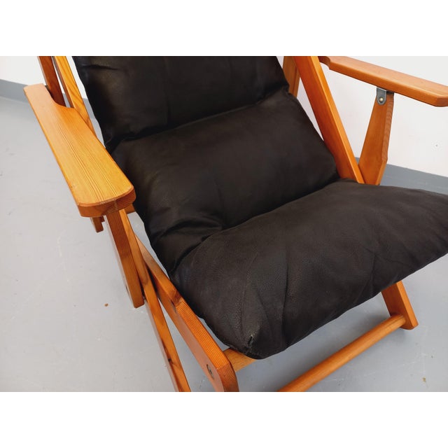 Vintage Adjustable Folding Chaise Lounge in Pine and Faux Leather, 1960s For Sale - Image 14 of 17
