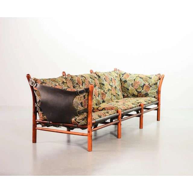 This beautiful authentic 3-seat sofa 'model Ilona', is designed by Arne Norell for Arne Norell AB Aneby Möbler in the...