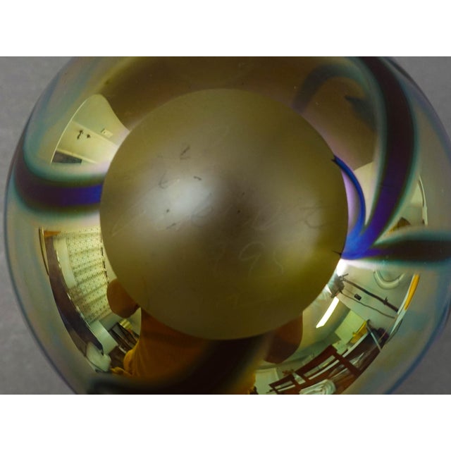 1995 Robert Eickholt Iridescent Gold Aurene Art Glass Sea Anemone Flower Vase For Sale - Image 9 of 9