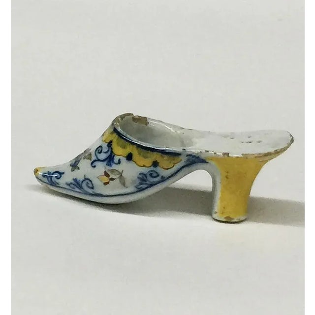 Small 18th Century Polychrome Earthenware Shoe Slippery from Makkum, Netherlands For Sale - Image 3 of 9