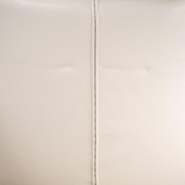 B&b Italia Radar Lounge Chair by James Irvine White Leather Swivel Lounger Italy For Sale - Image 9 of 17