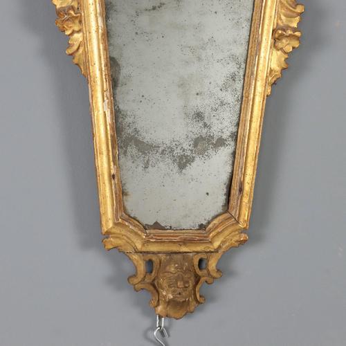 Carved and Gilded Wooden Frames, Set of 4 For Sale - Image 4 of 15