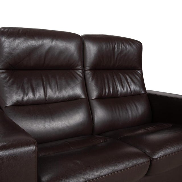 Wave Leather Three-Seater and Two-Seater Sofas from Stressless, Set of 2 For Sale - Image 9 of 18