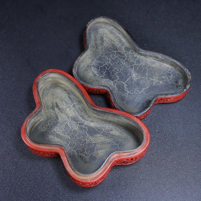 Paint Vintage Chinese Carved Cinnabar Lacquer Box – Butterfly Form With Plum Blossom Motif For Sale - Image 7 of 10
